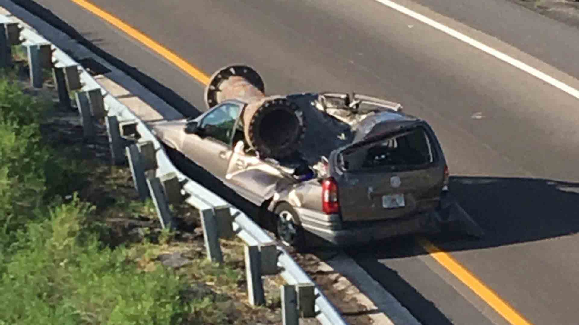 Hombre sobrevive espectacular accidente en Florida - Telemundo
