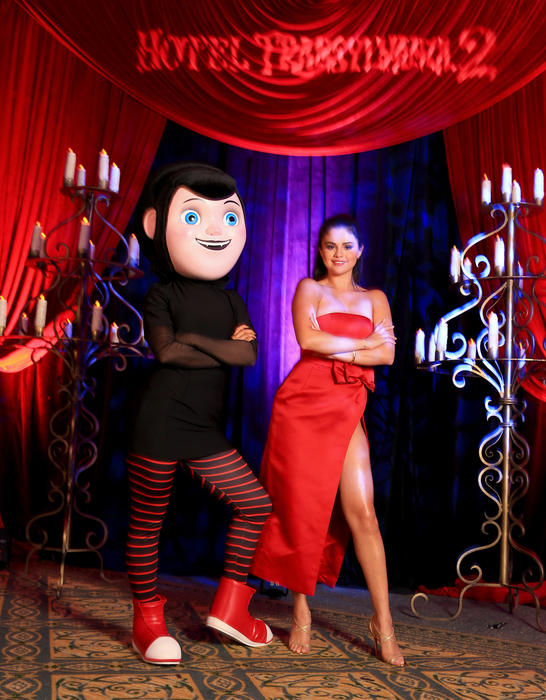 Selena Gomez en la fiesta de Sony para la película Hotel Transylvania 2 