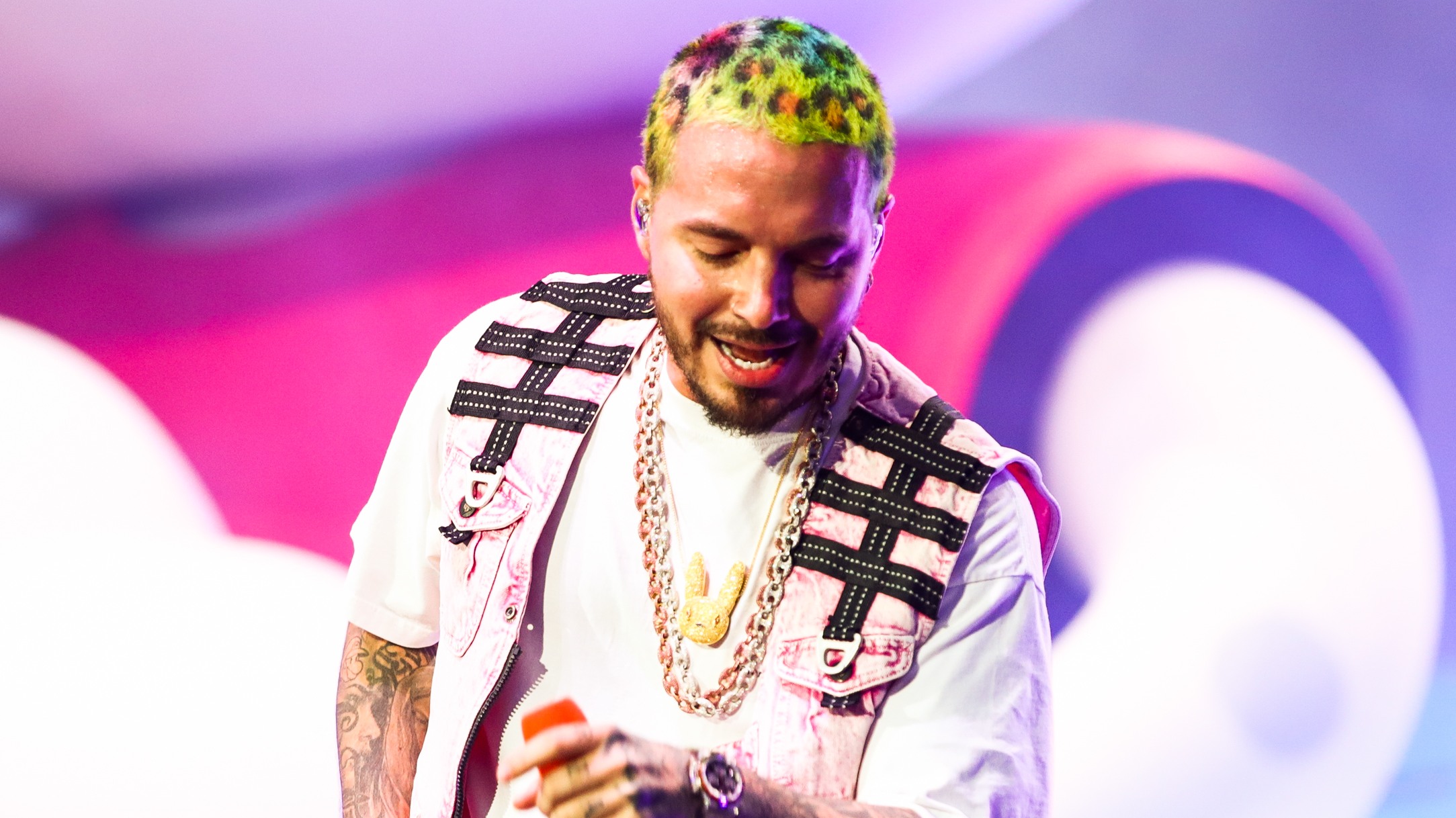 J Balvin's Hair Evolution in 13 Photos, From Rainbow to White