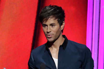 Enrique Iglesias en los Billboard Latin Music Awards 2015