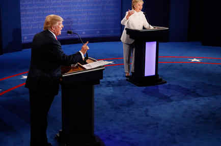 Trump y Clinton en su último debate el 19 de Octubre en Nevada