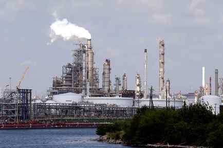 Foto de archivo de la refinería Valero Houston en Houston
