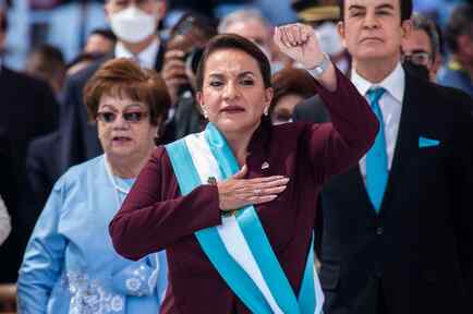 Xiomara Castro, presidenta de honduras.jpg