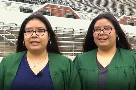 Graduación de gemelas