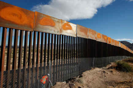 Muro en la frontera de México y EEUU