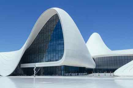 Centro Cultural Haydar Aliyev diseñado por Zaha Hadid