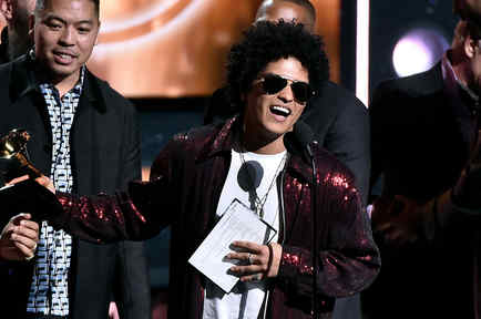 Bruno Mars en los Grammys 2018