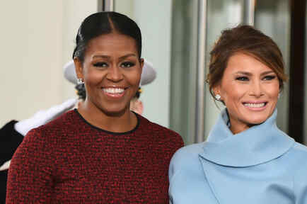 Melania Trump junto a Michelle Obama