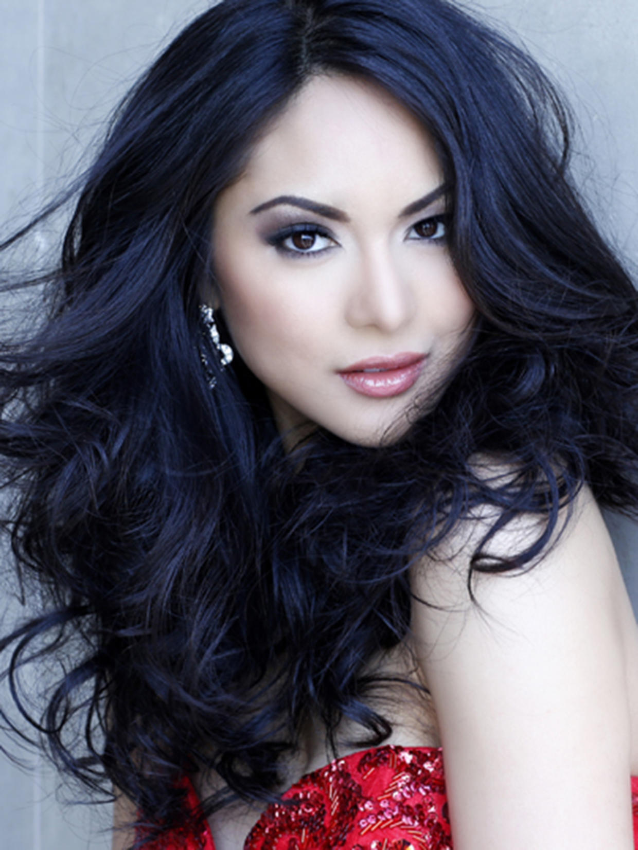 Riza Raquel Santos, Miss Canada 2013 Biography (Miss Universe)