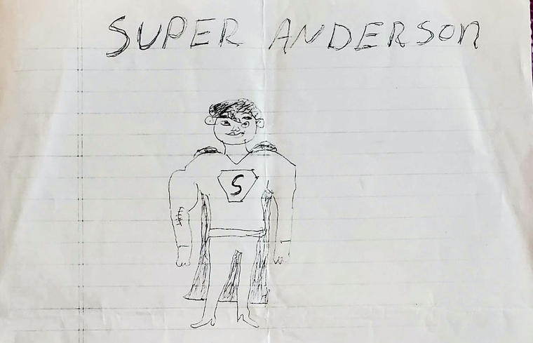 "Trata de controlar tu mente, te necesitamos vivo", escribieron compañeros de prisión a Anderson Gutiérrez, dibujado en la carta como 'Superanderson', tras su intento de suicidio.