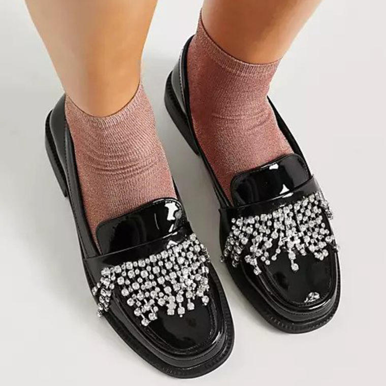 ASOS DESIGN Penny loafers with embellishment in black patent - Asos