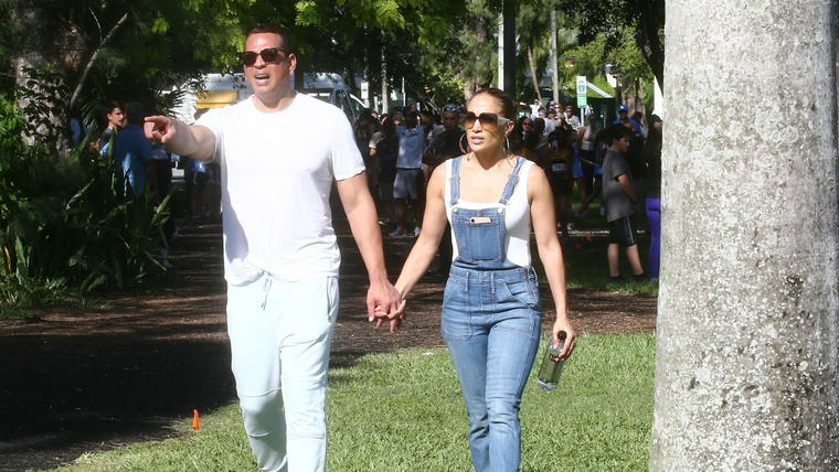 Jennifer Lopez y Marc Anthony se reunieron junto con sus parejas
