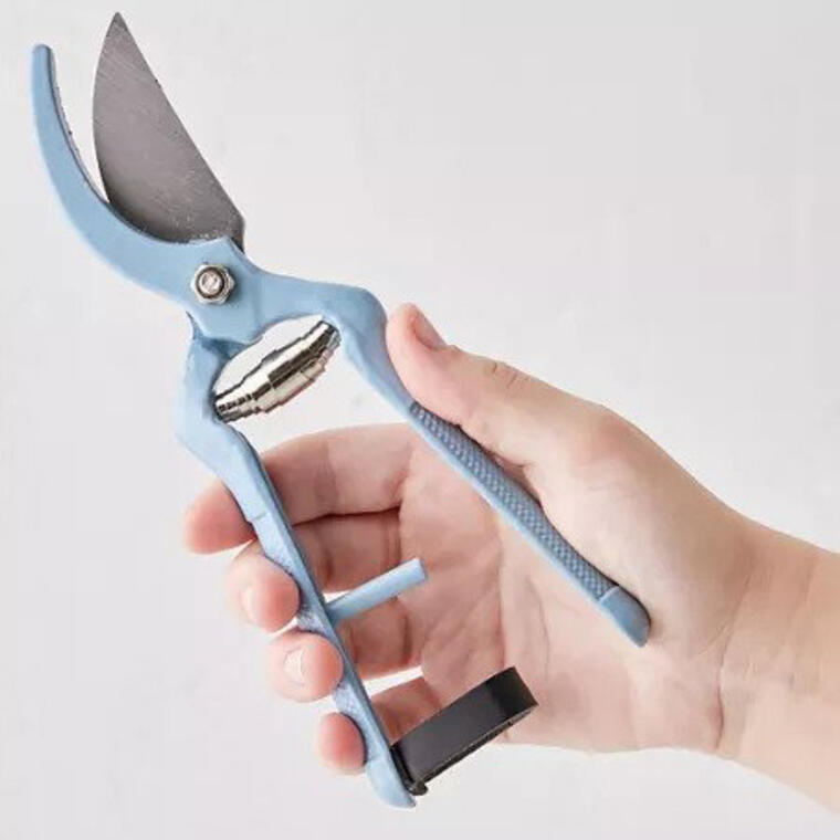 Blue Pruner - Urban Outfitters