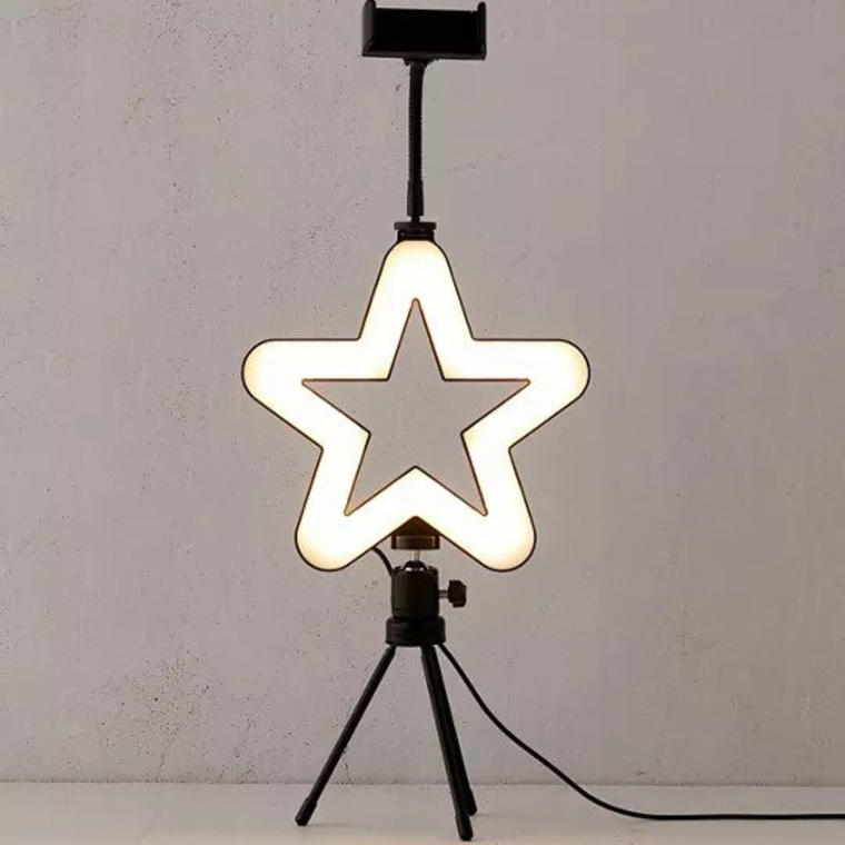 Brilliant Ideas Star-Shaped Vlogging Ring Light - Urban Outfitters