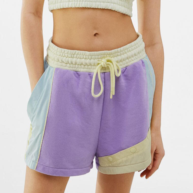 Contrasting nylon plush shorts - Bershka