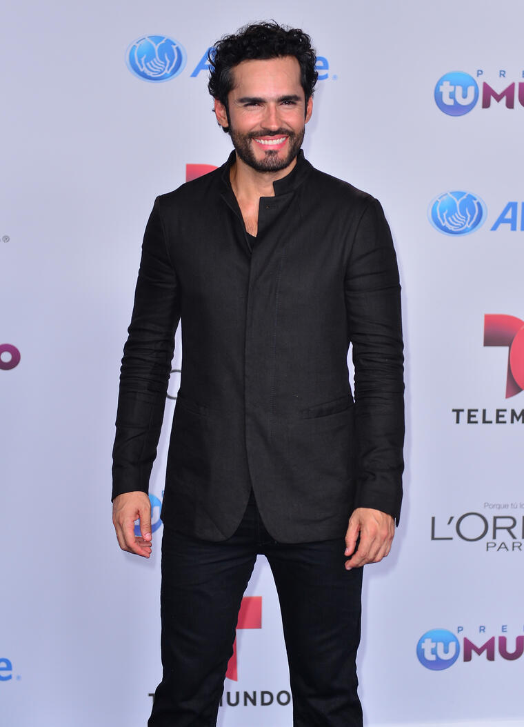 Telemundo's Premios Tu Mundo Awards 2014 - Arrivals