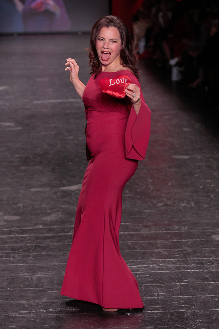 Fran Drescher en el Go Red for Women Dress Collection 2016