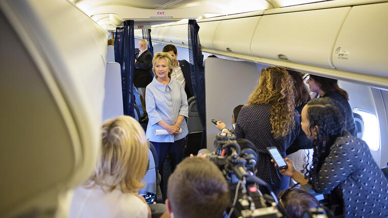 Hillary Clinton responde preguntas de la prensa en Labor Day
