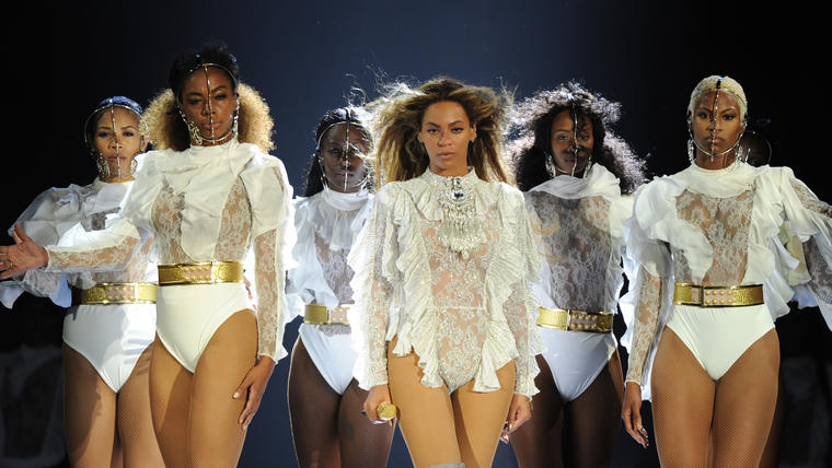 Beyonce en el opening de Formation Tour
