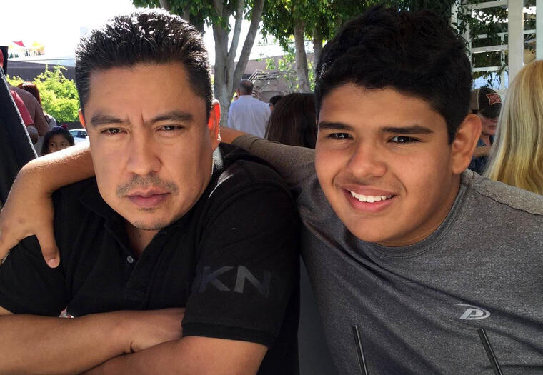 Padre de hijo con autismo es deportado a México pese a campaña en internet