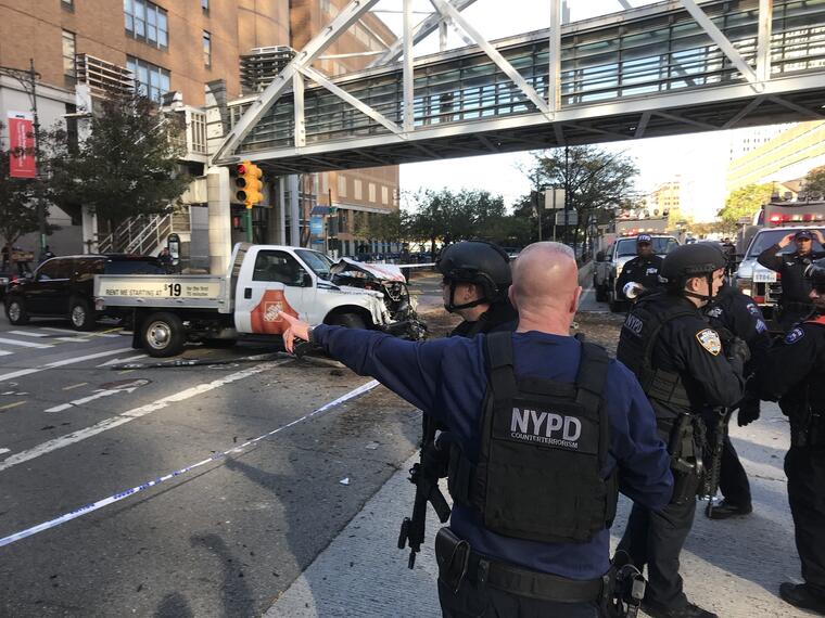 Policías en la escena de los hechos hoy en Nueva York. 