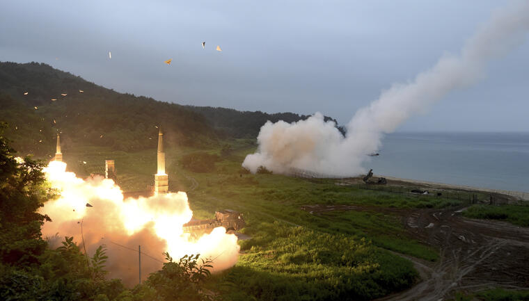 Imagen de archivo de una prueba militar surcoreana para defenderse de Kim Jong Un.