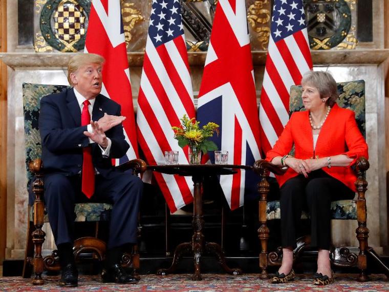 Donald Trump en una reunión este viernes con la primera ministra de Reino Unido, Theresa May. 