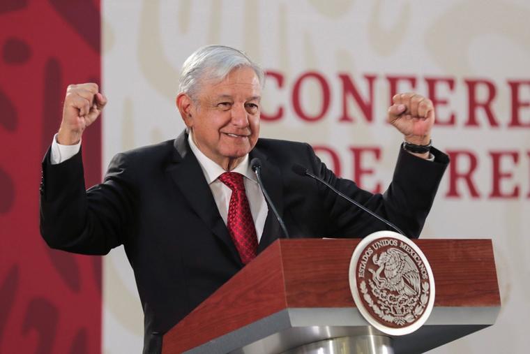 López Obrador, durante una conferencia de prensa el 2 de abril. 