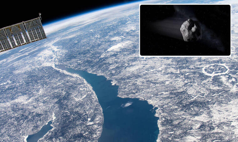 Imagen del crater de un meteoro en Canadá. A la derecha, recreación de una roca espacial. 