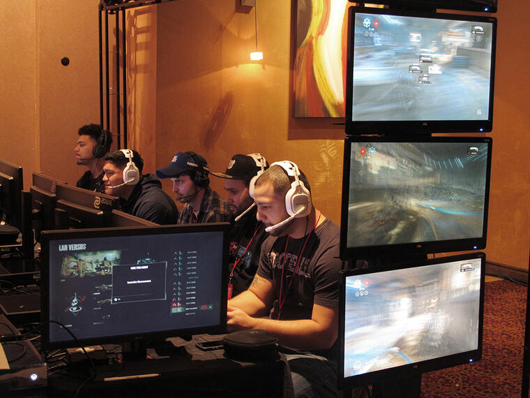 Jugadores compiten en un torneo de Fortnite y PlayerUnknown’s Battlegroundvideo en Atlantic City, Nueva Nersey.