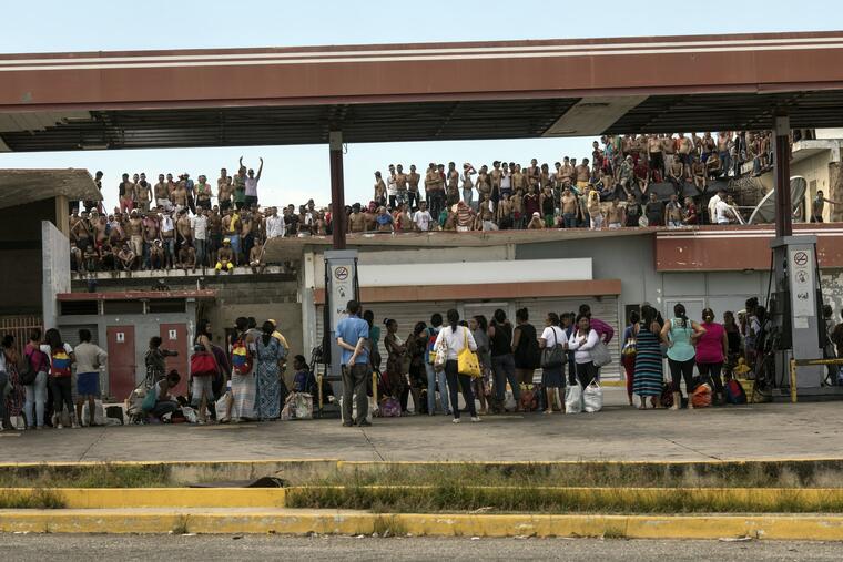 Los reclusos de unas instalaciones penitenciarias ubicadas en Cabimas, Venezuela, protestaban el 17 de noviembre de 2019.