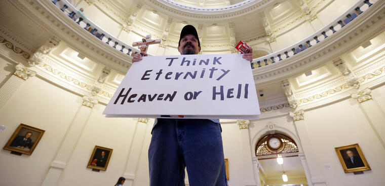 Manifestante antiaborto, Juan Gaona, de San Antonio, en el Capitolio de Texas. Eric Gay | AP