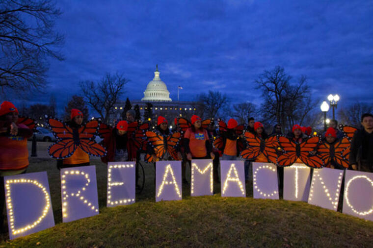 Varios jóvenes participan el pasado enero en una protesta en Washington D.C. en apoyo a los "dreamers".