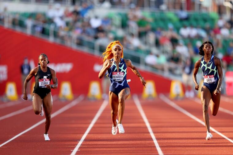 Sha'Carri Richardson en las semifinales femeninas de los 100 metros planos en Eugene, Oregon, el 19 de junio de 2021.