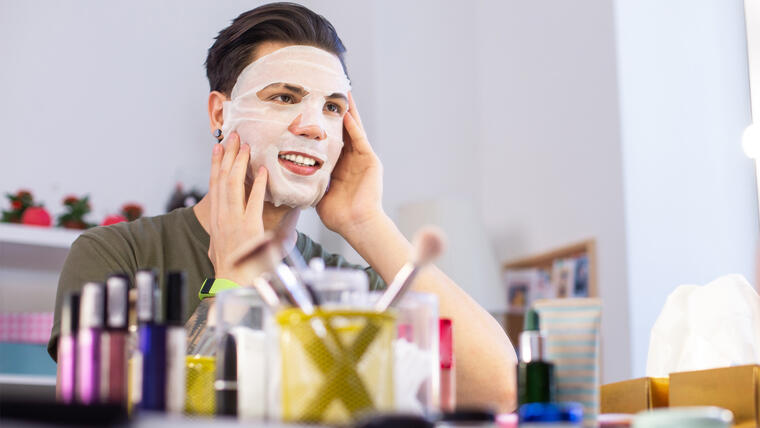 Skincare para hombre: nuestros favoritos para cuidar del rostro masculino - Rejuvenece, mima y renueva tu cutis con los productos especiales para hombres que te recomendamos para lucir un rostro espectacular.