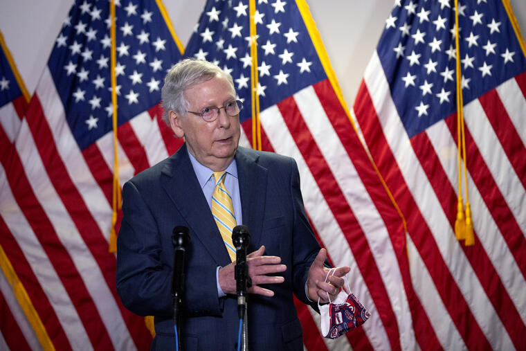 El líder de la mayoria republicana en el Senado, Mitch  McConnel, presentará un borrador de la nueva legislación para el nuevo paquete de estímulo cuando el Congreso regrese de un receso. 