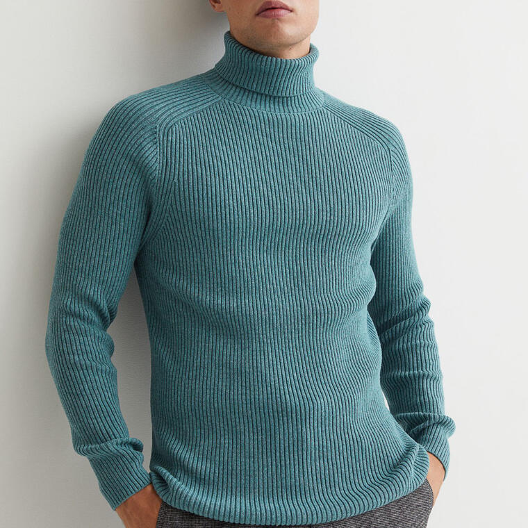 Muscle Fit Turtleneck Sweater - H&M