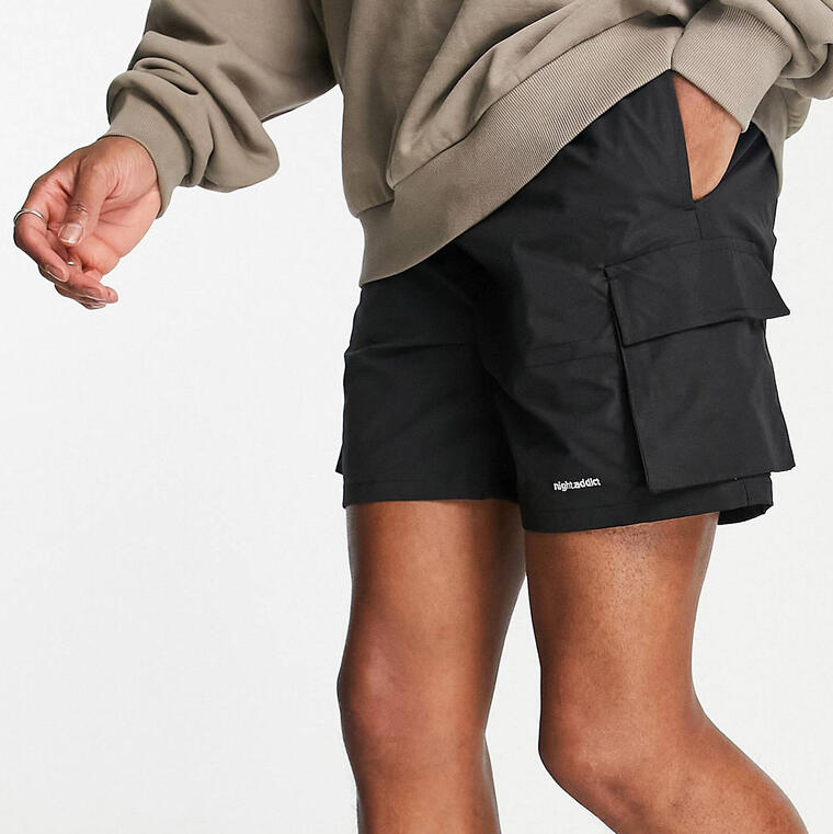 Night Addict cargo shorts in black - Asos