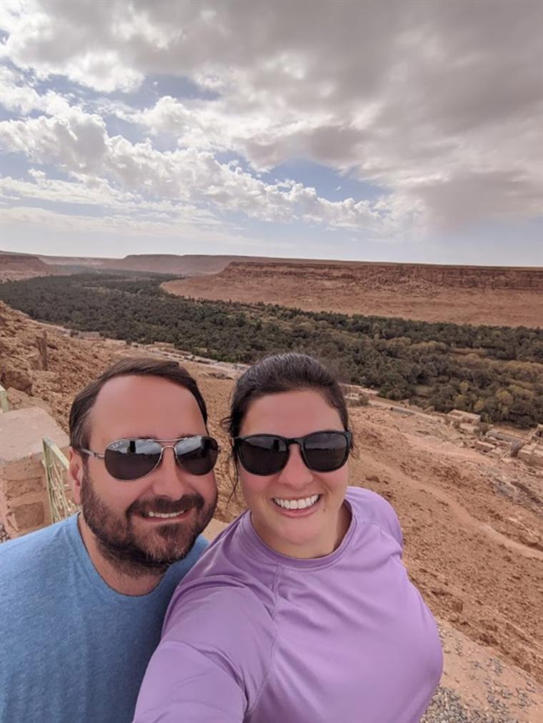 Phil y Jerri McMannis durante sus vacaciones en Marruecos.