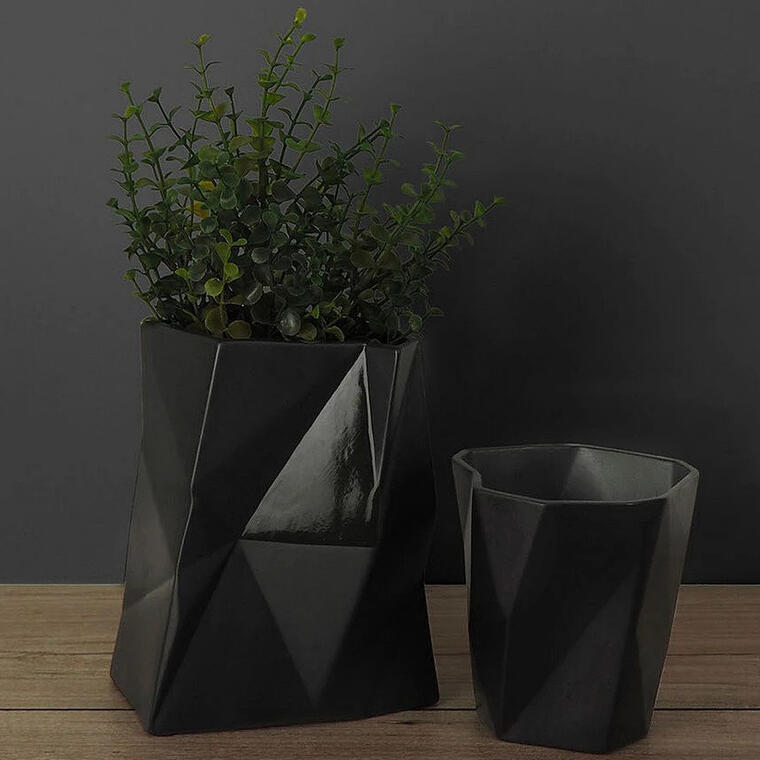 Plate Ceramic Vase 7 - Macy’s