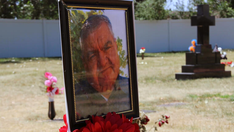 Saúl Sánchez, nacido en Zacatecas, México, murió en Greeley, Corolado, falleció el 7 de abril a los 78 años.