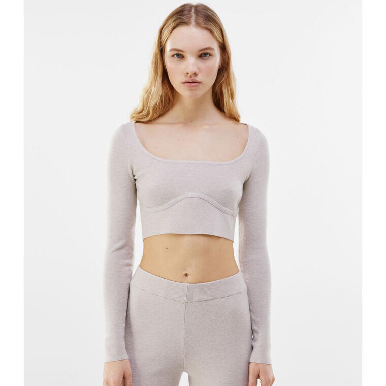 Sweater with square neckline and chest detail - Bershka