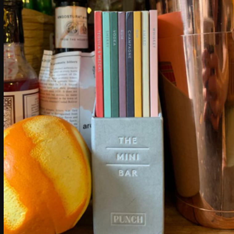 The Mini Bar: 100 Essential Cocktail Recipes; 8 Notebook Set By PUNCH