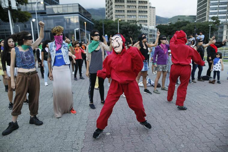 Manifestación de los colectivos feministas, en Caracas, el 6 de diciembre de 2019.