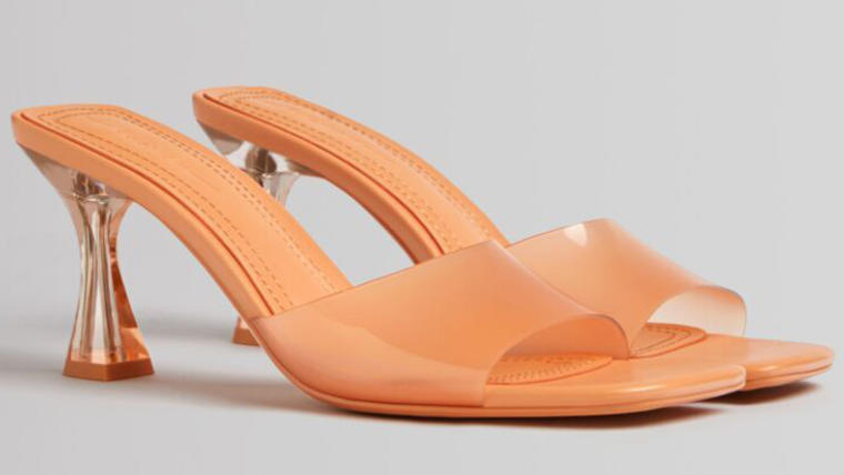 Vinyl sandals with methacrylate heels - Bershka