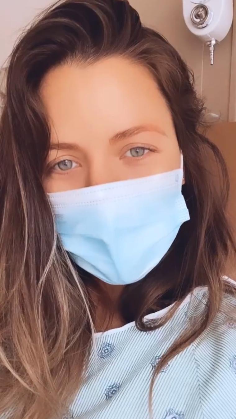 Ximena Duque en el hospital