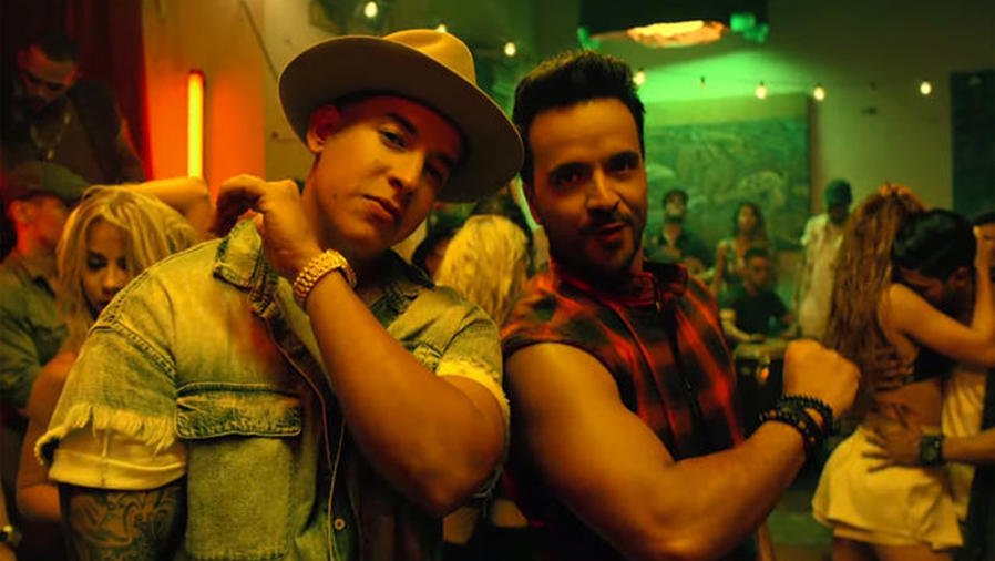 Luis Fonsi & Daddy Yankee en el video musical "Despacito"