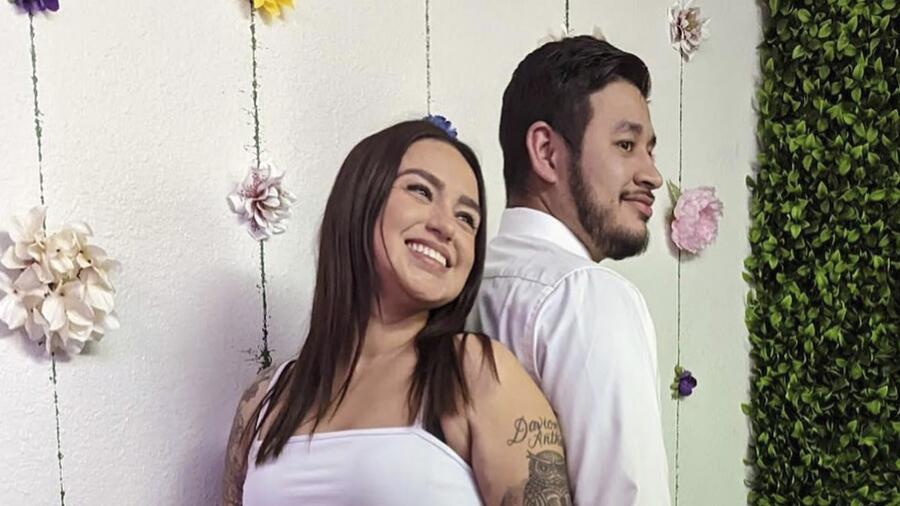 Demetrius y Airika Visaya, pareja que se casó en la capilla de Las Vegas en la que Jennifer Lopez y Ben Affleck celebraron su boda.