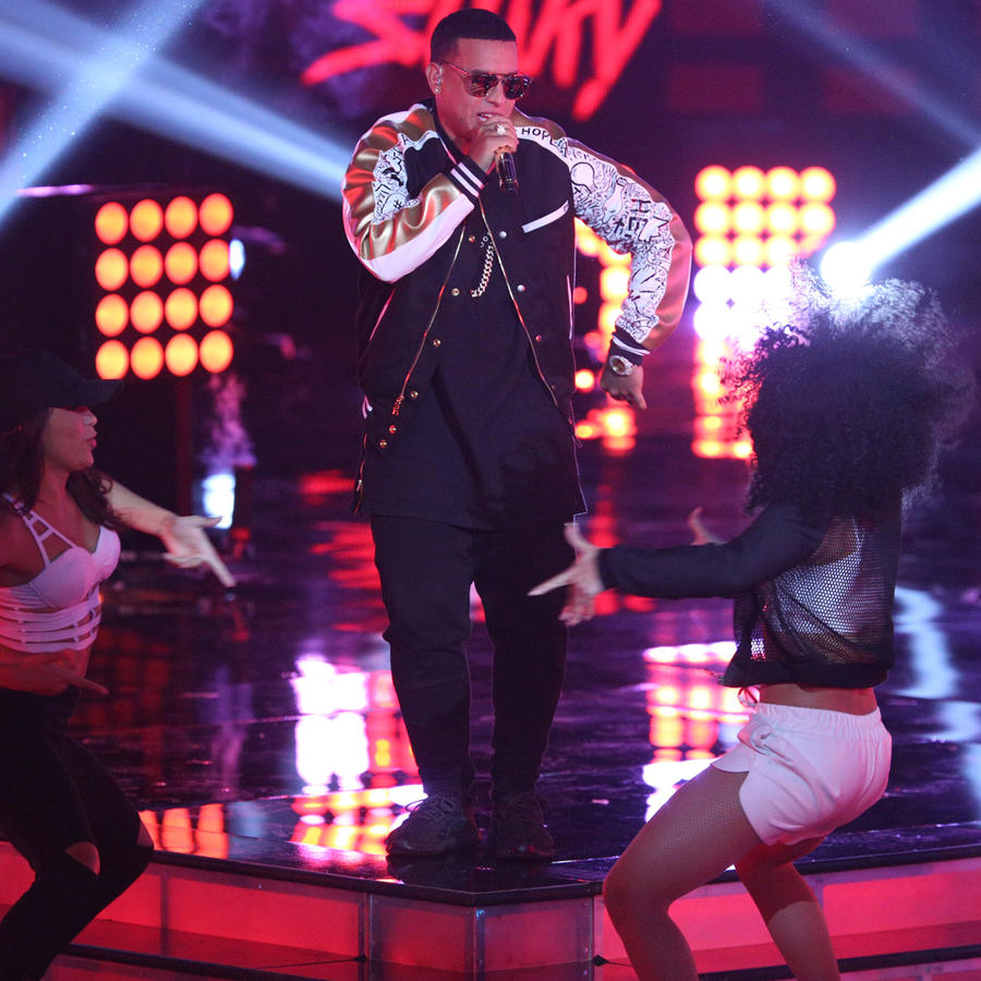 Daddy Yankee en la final de La Voz Kids 2016