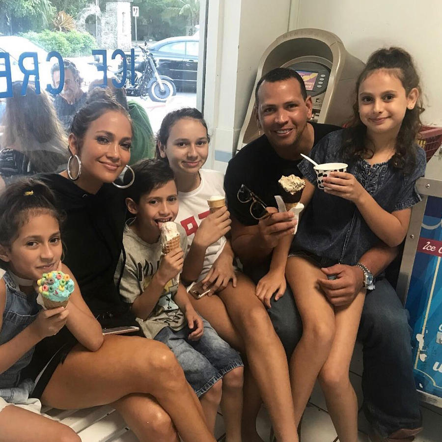 Jennifer Lopez, Alex Rodriguez y sus hijos